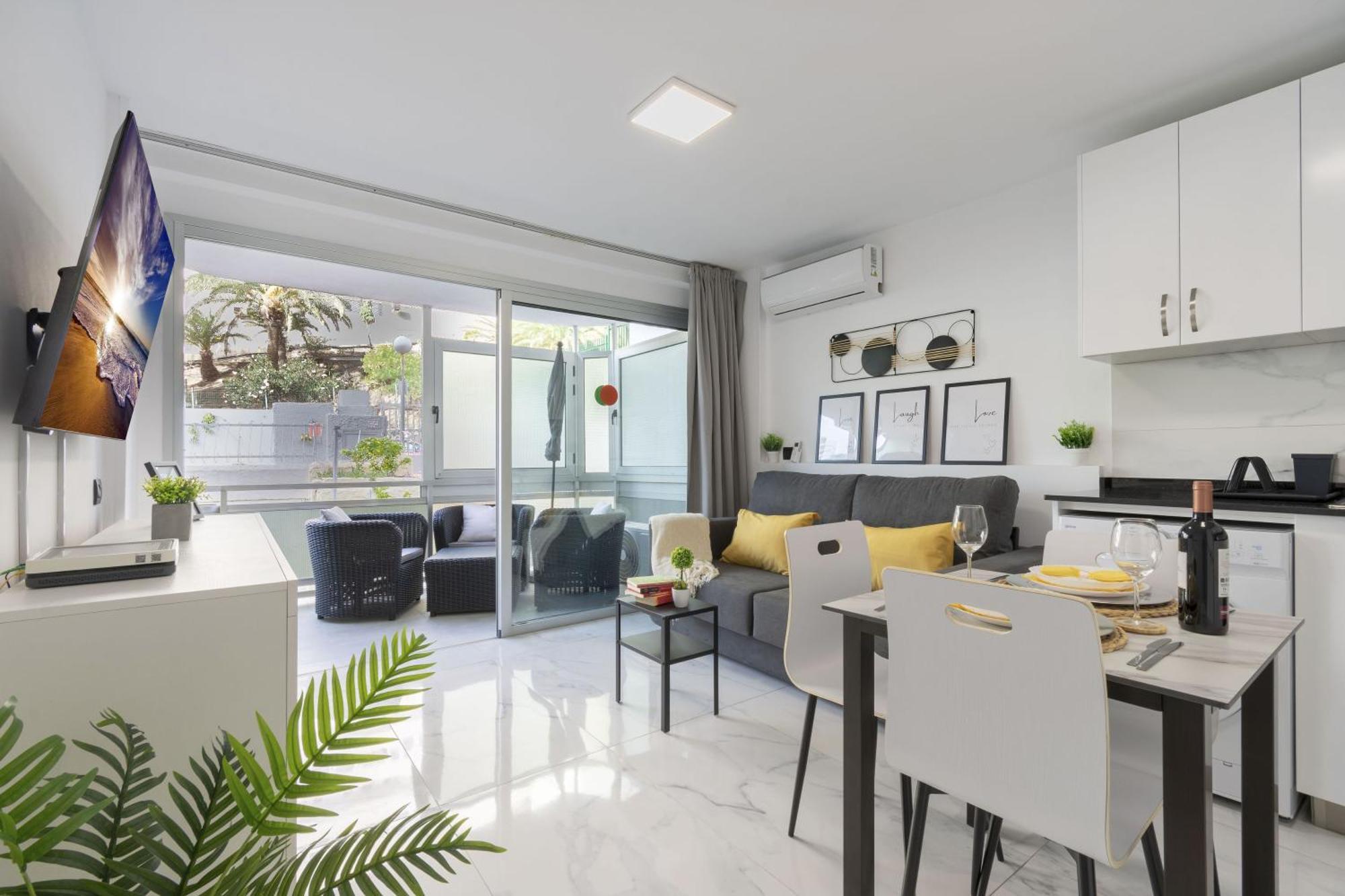 The White Corner By Homestaygrancanaria San Bartolomé Zewnętrze zdjęcie